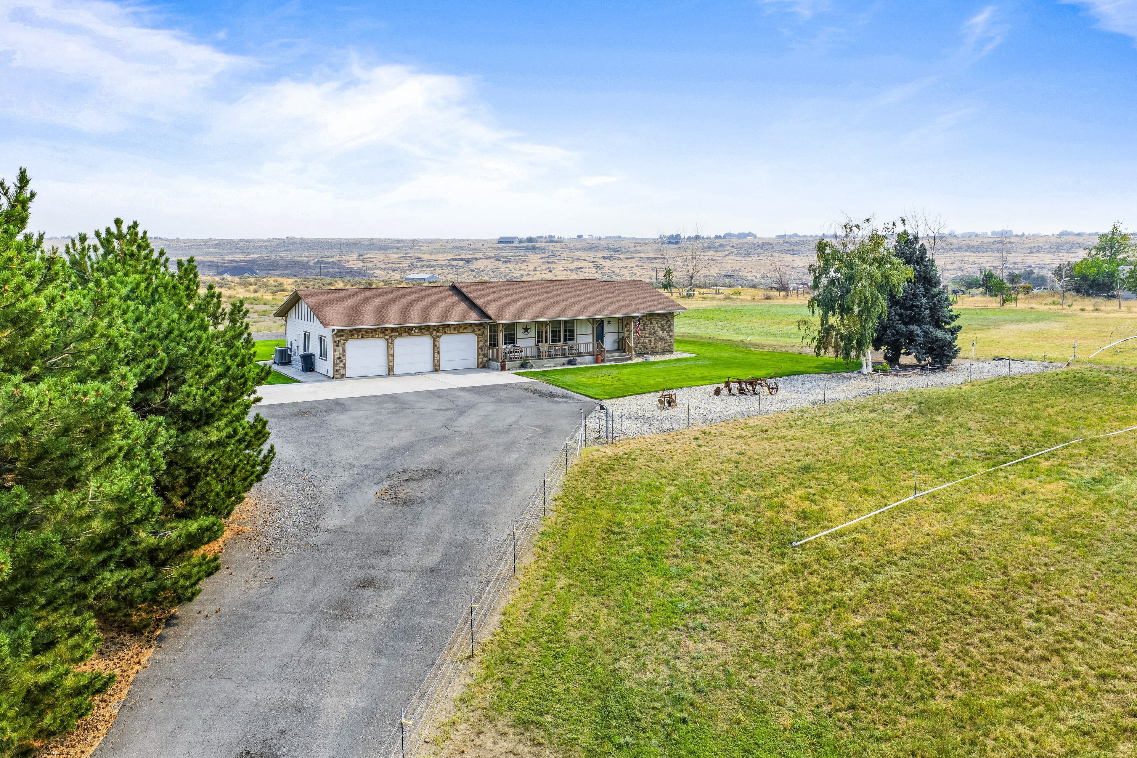 12687 Dodson Road Northwest - Ephrata, WA