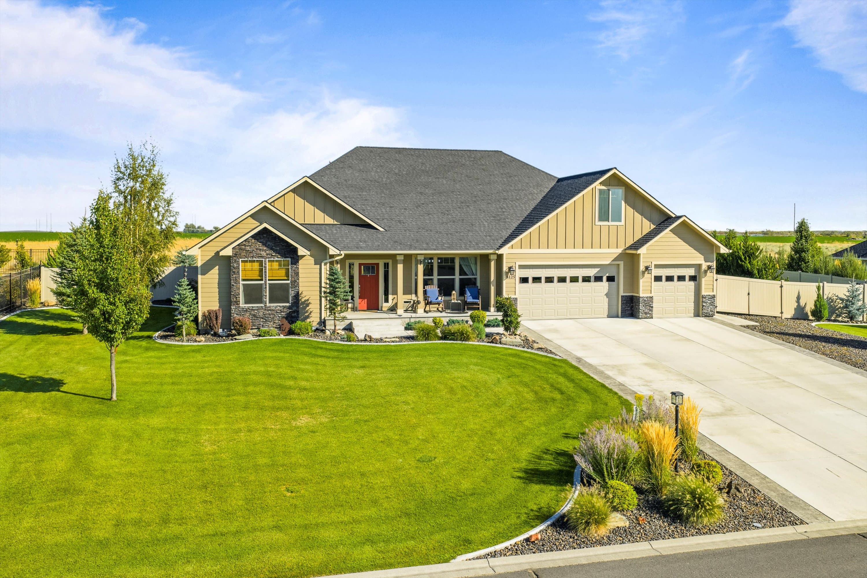 8125 Dune Lake Road Southeast - Moses Lake, WA